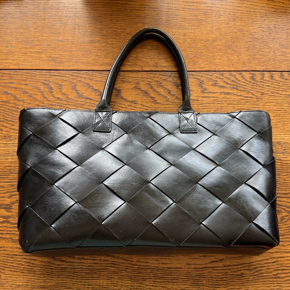 Club Monaco Black Genuine Leather Woven Tote Gabriella Adeline Intrecciato